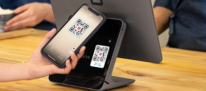 Square レジスターが、MPM方式でQRコード決済をしている様子